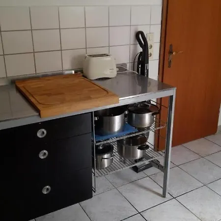 Apartamento 200 M2 Ueber 2 Etagen Fuer Bis Zu 12 Personen Kassel